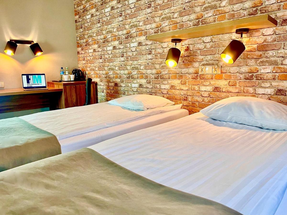 Hotel Mazowiecki Lodz Екстериор снимка