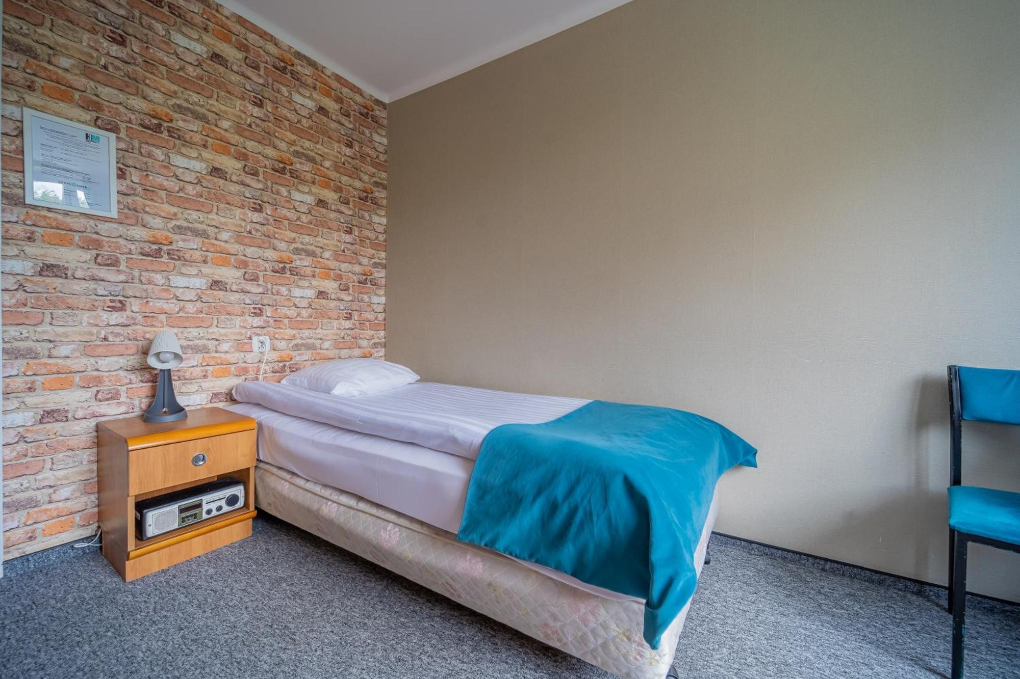 Hotel Mazowiecki Lodz Екстериор снимка