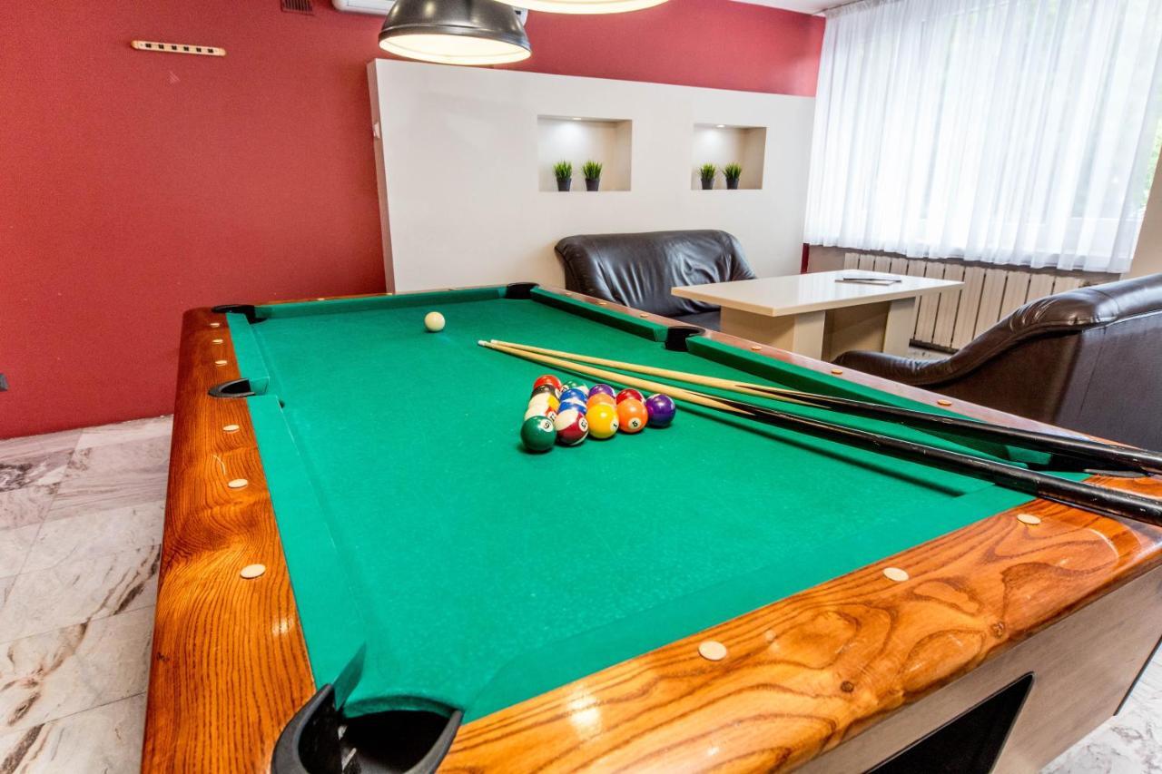 Hotel Mazowiecki Lodz Екстериор снимка